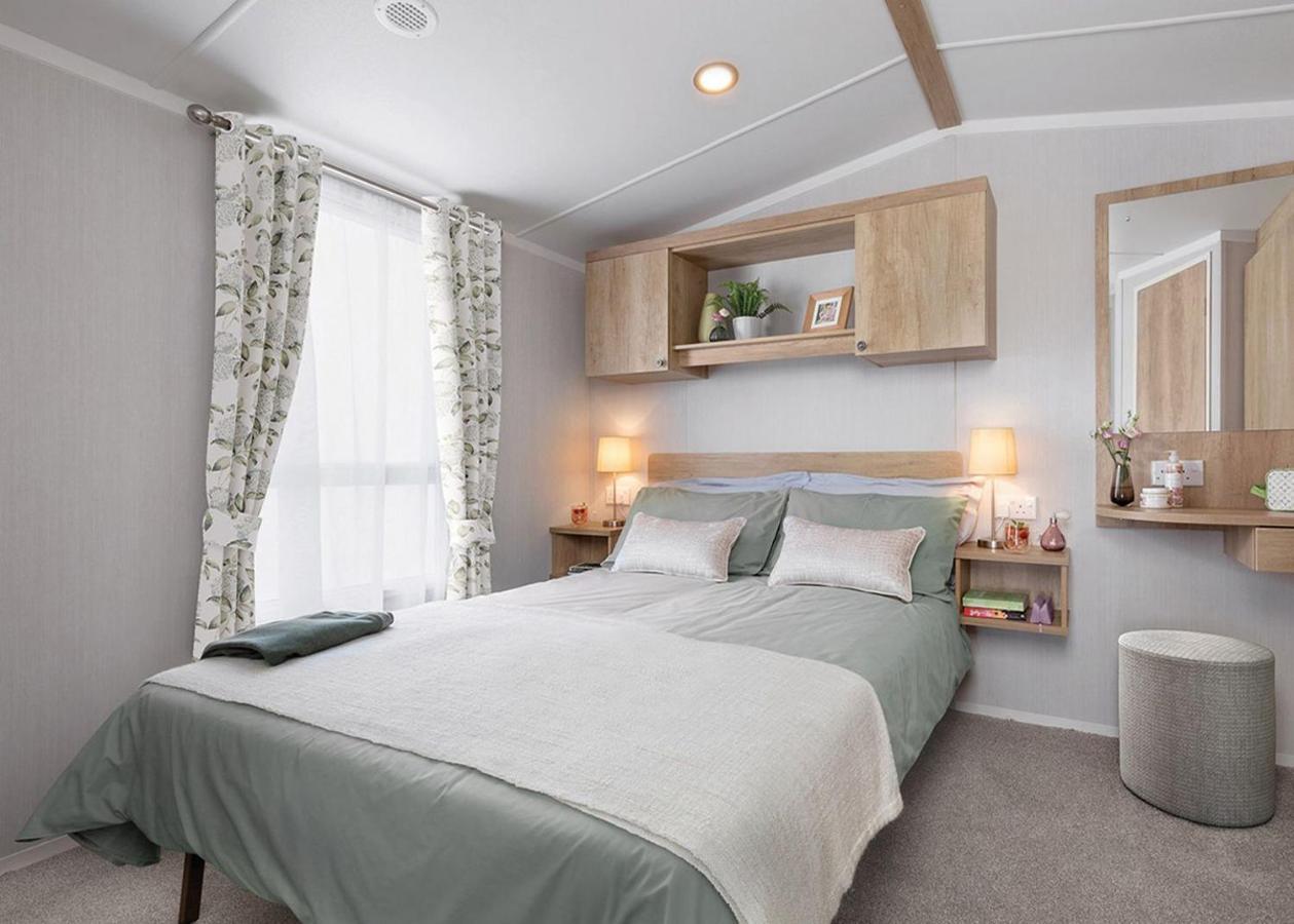 Sandaway Beach Holiday Park Combe Martin Extérieur photo