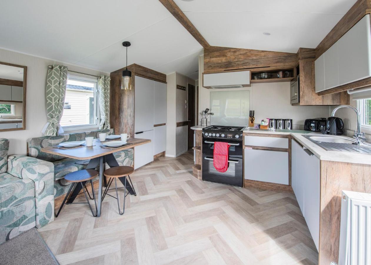 Sandaway Beach Holiday Park Combe Martin Extérieur photo