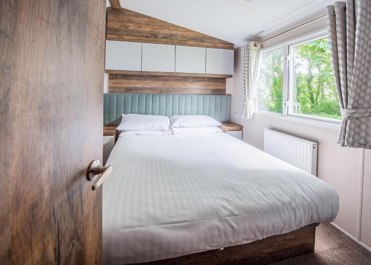 Sandaway Beach Holiday Park Combe Martin Extérieur photo