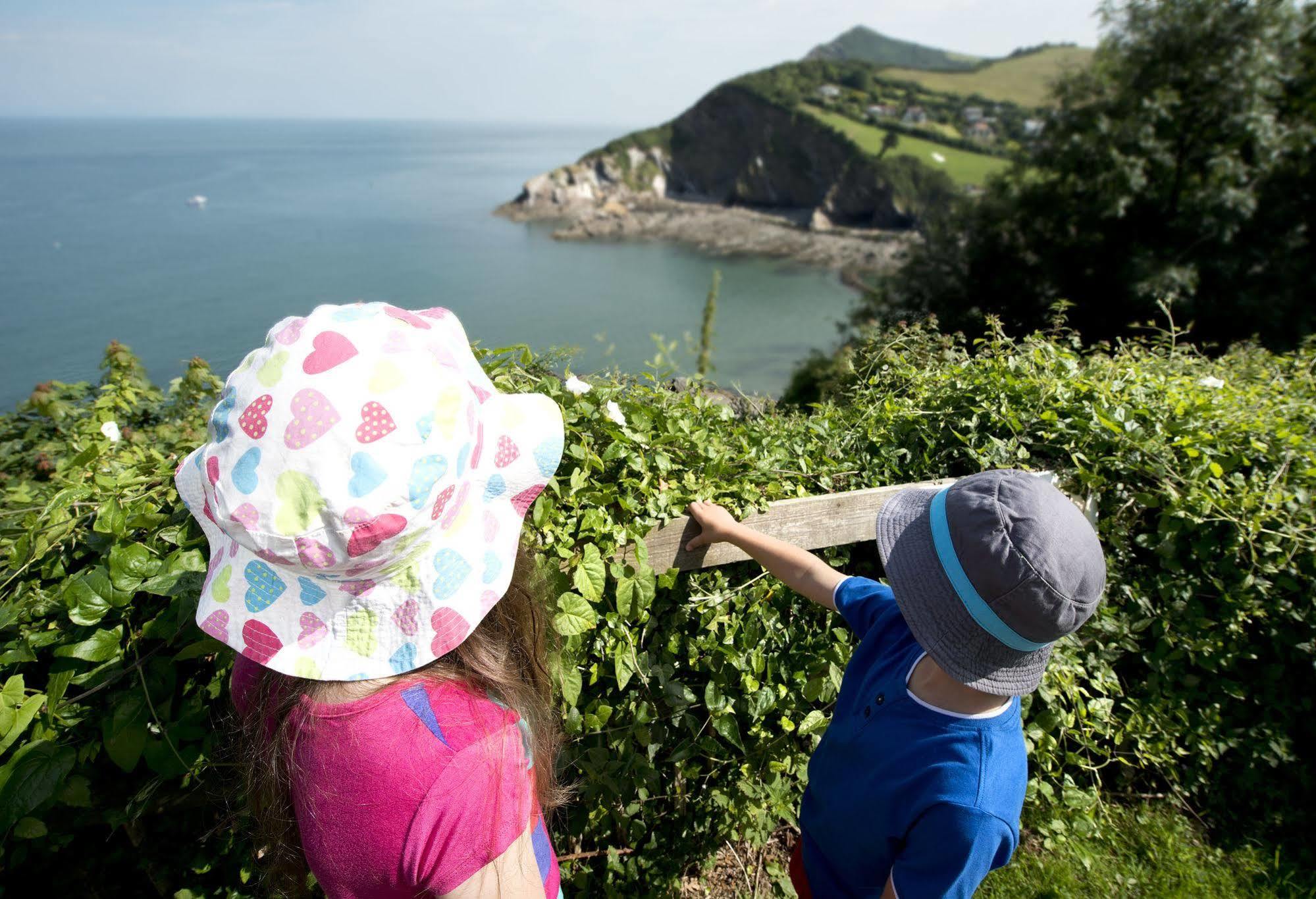 Sandaway Beach Holiday Park Combe Martin Extérieur photo