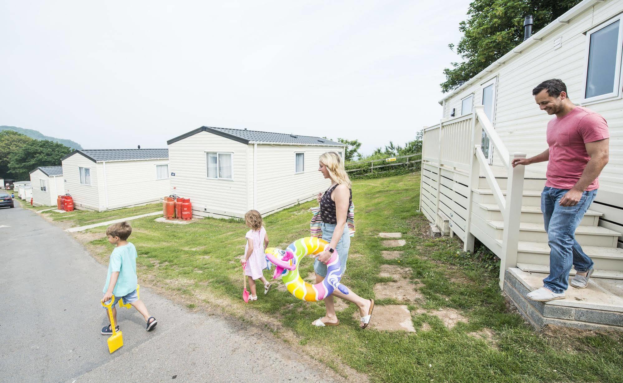 Sandaway Beach Holiday Park Combe Martin Extérieur photo